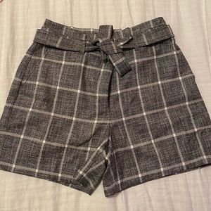 Classy brand new shorts - White and Black brand